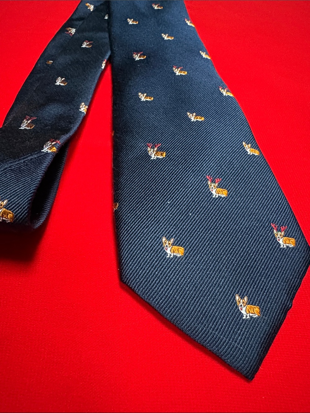Tommy Hilfiger silk tie!!